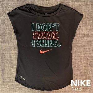 🎀Girls Shirt • Size 6🎀